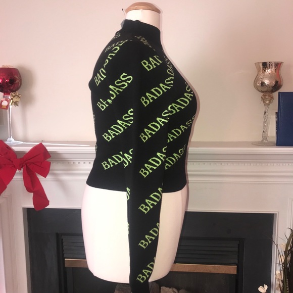 Plus Size Long Sleeve Graphic Print Sweater - Picture 4 of 4